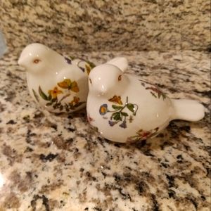 Botanical Garden Bird Salt and Pepper Shakers with box.